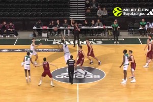 文班在20年一场青年联赛拿下了18分16板6断6帽的炸裂数据